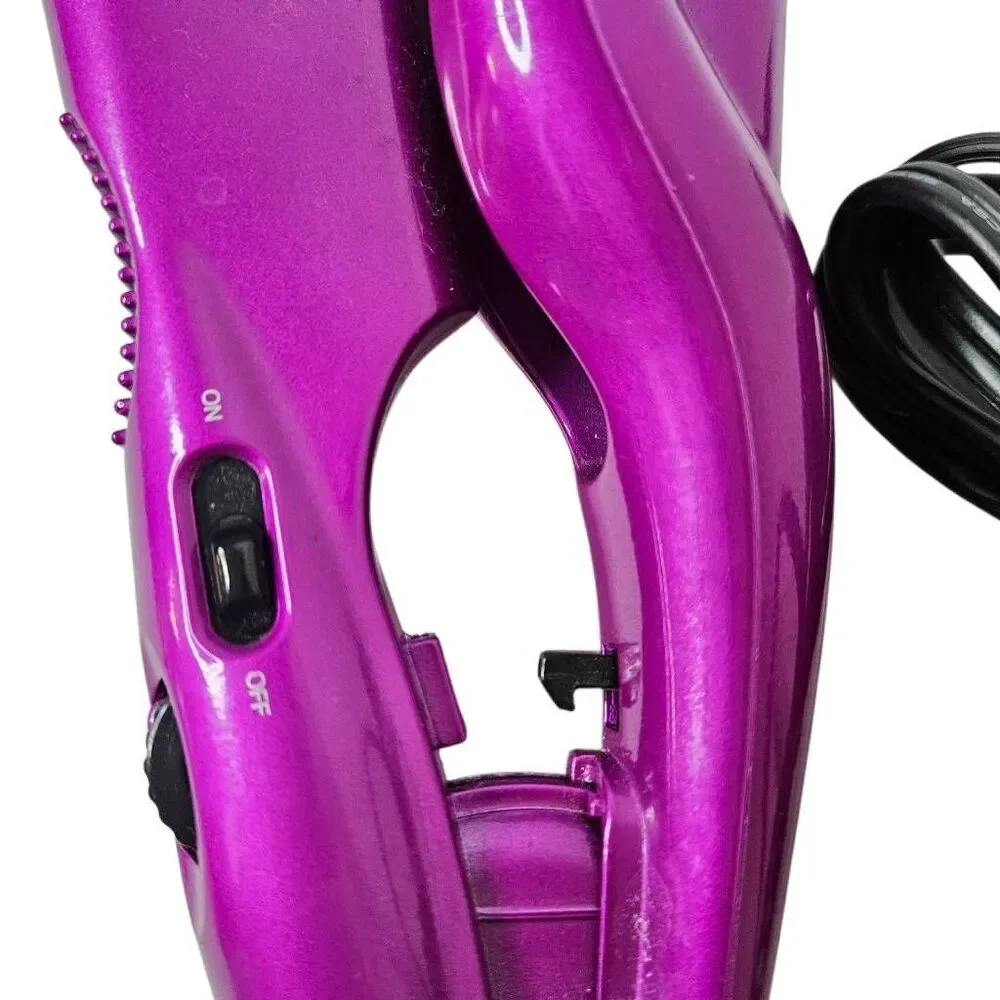 Bed Head Wave Artist curling iron.